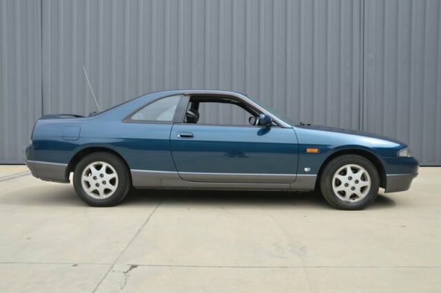 1993 Nissan Skyline GTS25 - photo 5