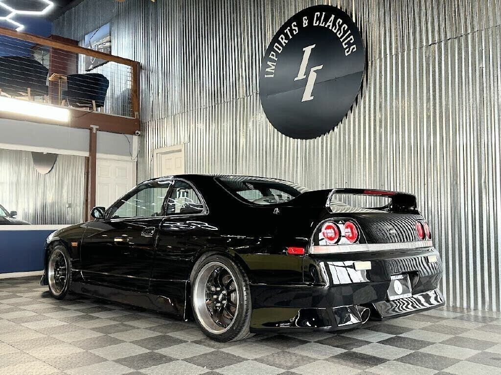 1993 Nissan Skyline - photo 4