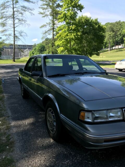 1993 Oldsmobile Cutlass - photo 5