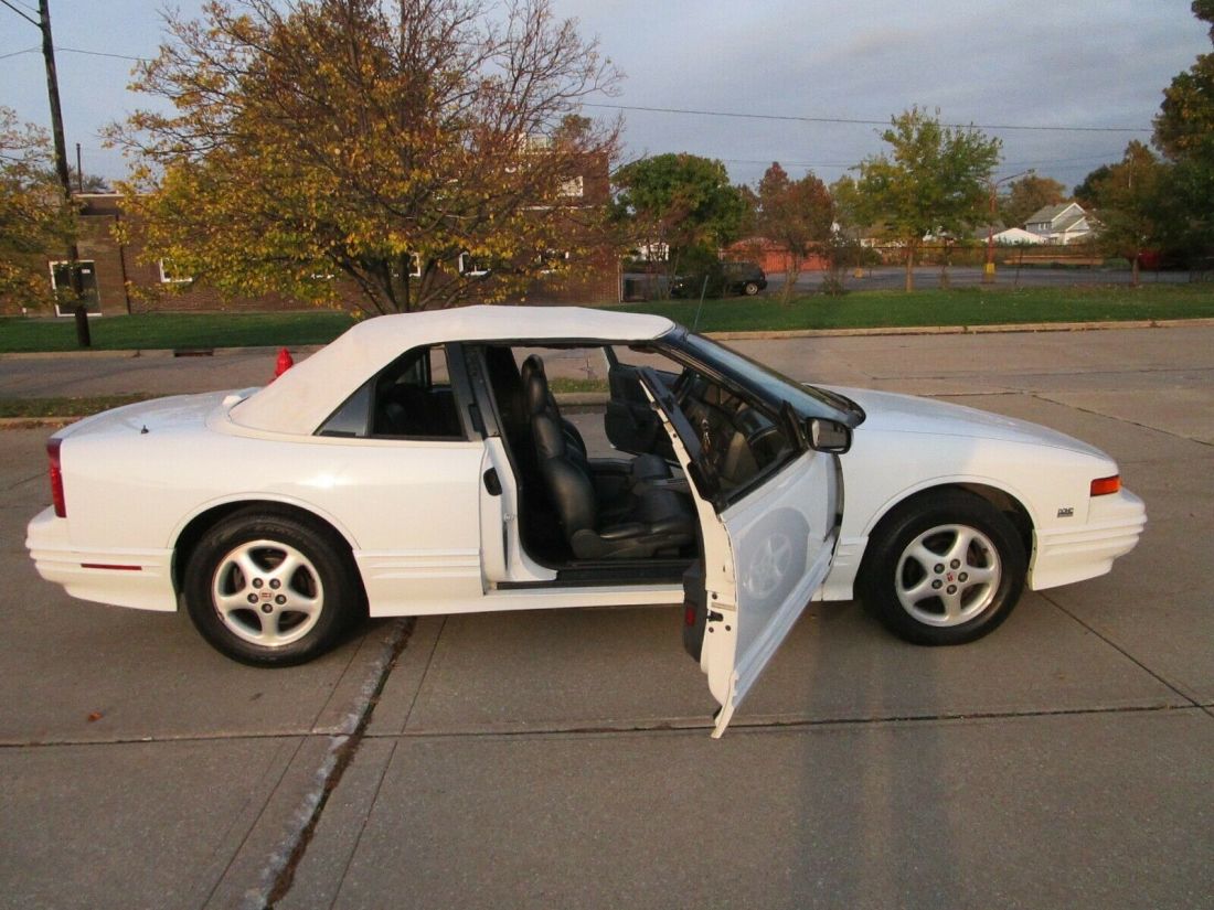 1993 Oldsmobile Cutlass - photo 5
