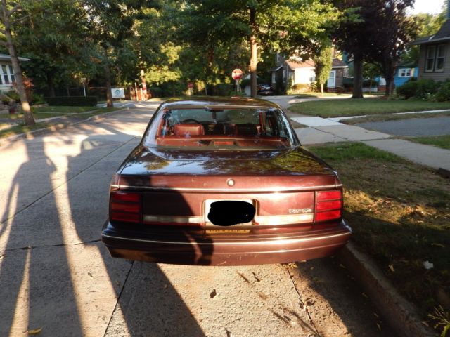 1993 Oldsmobile Cutlass 4 Door sedan - photo 3