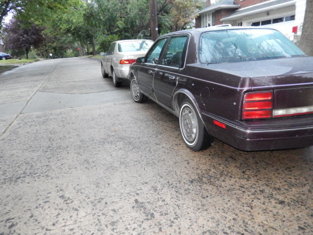 1993 Oldsmobile Cutlass 4 Door sedan - photo 9