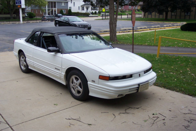 1993 Oldsmobile Cutlass Supreme - photo 12