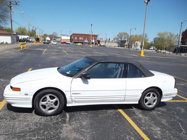 1993 Oldsmobile Cutlass Supreme - photo 3