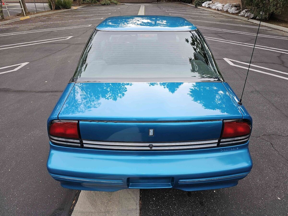 1993 Oldsmobile Cutlass S - photo 6