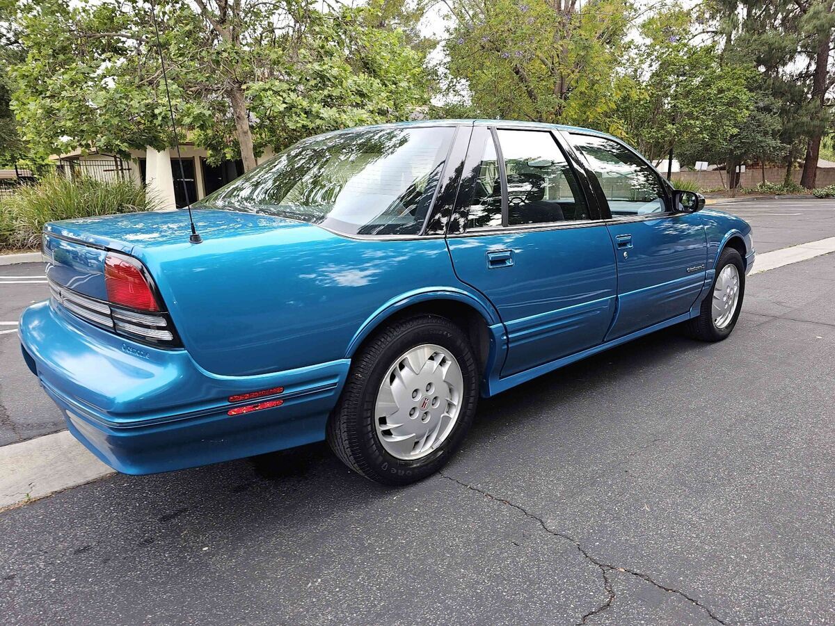 1993 Oldsmobile Cutlass S - photo 7