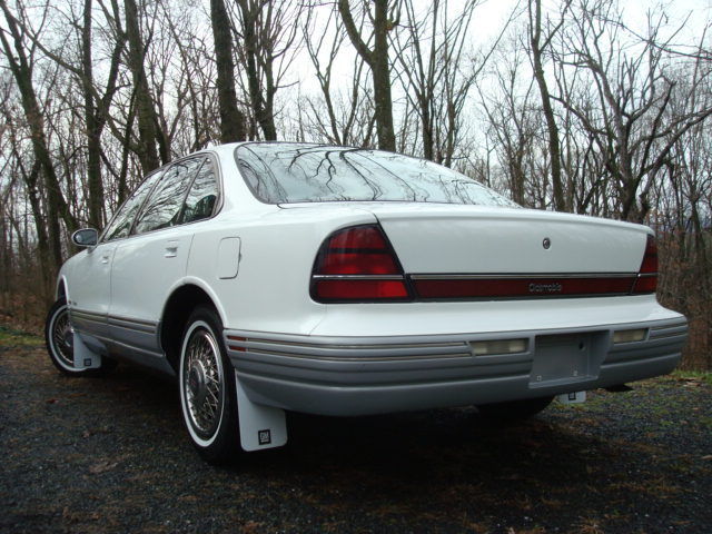 1993 Oldsmobile Eighty-Eight Royale LS 4-door - photo 3