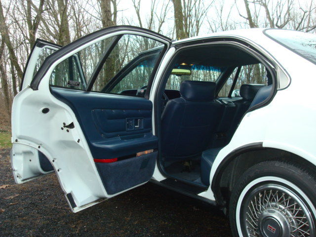 1993 Oldsmobile Eighty-Eight Royale LS 4-door - photo 7