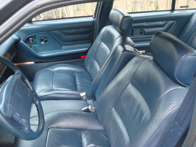 1993 Oldsmobile Eighty-Eight Royale LS 4-door - photo 9