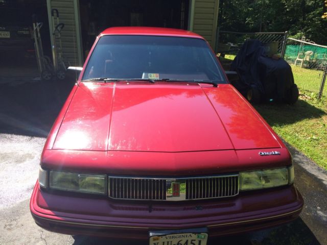 1993 Oldsmobile Oldsmoble Cierra S Maroon 1993 Oldsmobile Oldsmoble Cierra S Maroon