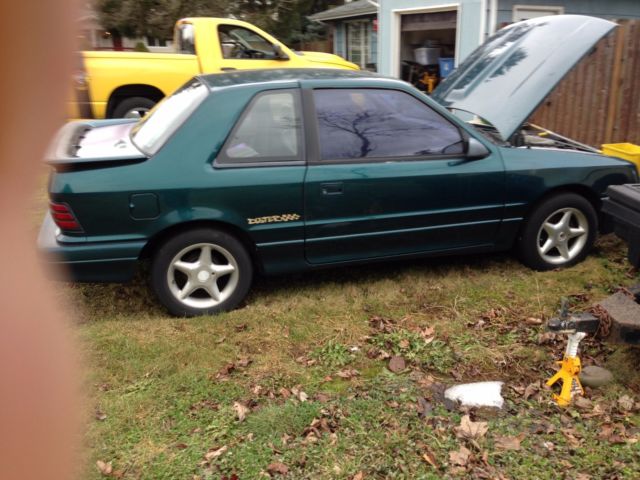 1993 Plymouth Sundance Duster Hatchback 2-Door - photo 3