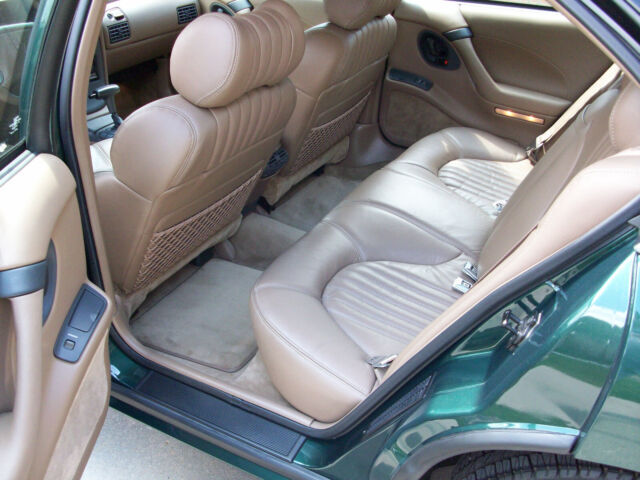 1993 Pontiac Bonneville SSE LEATHER INTERIOR "3,916 MILES" - photo 12
