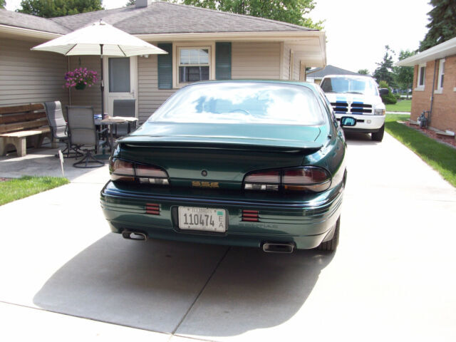 1993 Pontiac Bonneville SSE LEATHER INTERIOR "3,916 MILES" - photo 9