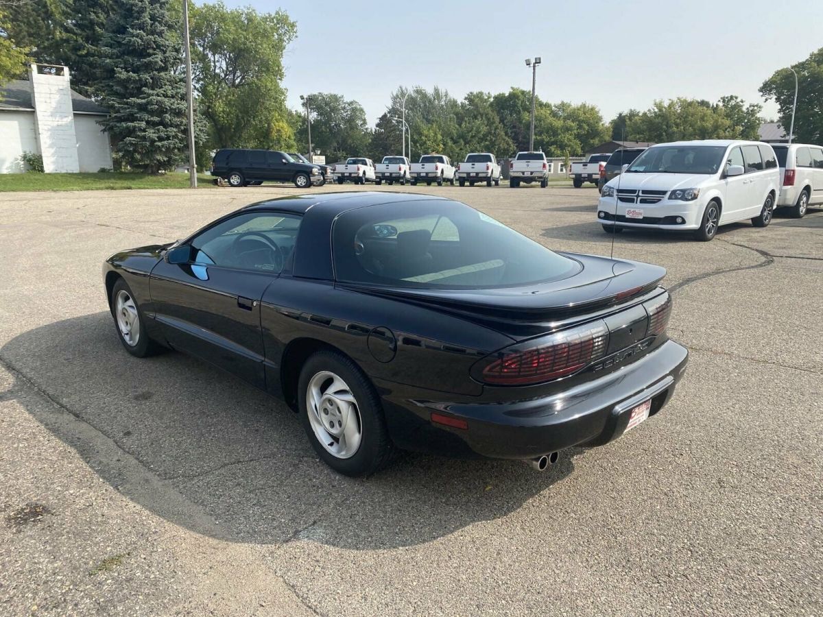 1993 Pontiac Firebird Formula - photo 5