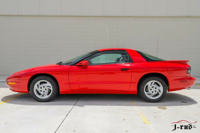 1993 Pontiac Firebird CLEAR TITLE CLEAN CARFAX AND AUTO CHECK 2 OWNER CAR - photo 3