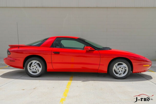 1993 Pontiac Firebird CLEAR TITLE CLEAN CARFAX AND AUTO CHECK 2 OWNER CAR - photo 6