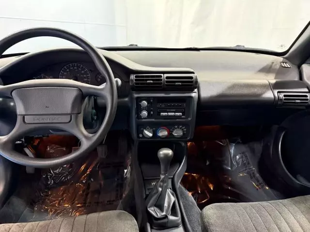 1993 Pontiac Grand Am SE Coupe 2D - photo 13
