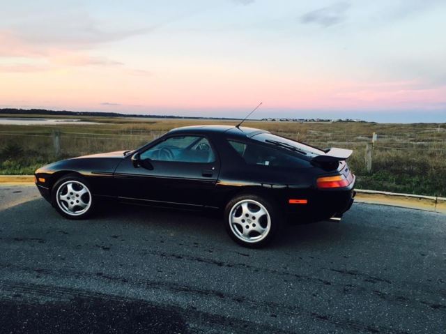 1993 Porsche 928 GTS - photo 2