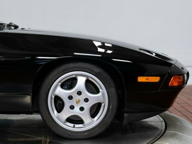 1993 Porsche 928 GTS 5-Speed - photo 9
