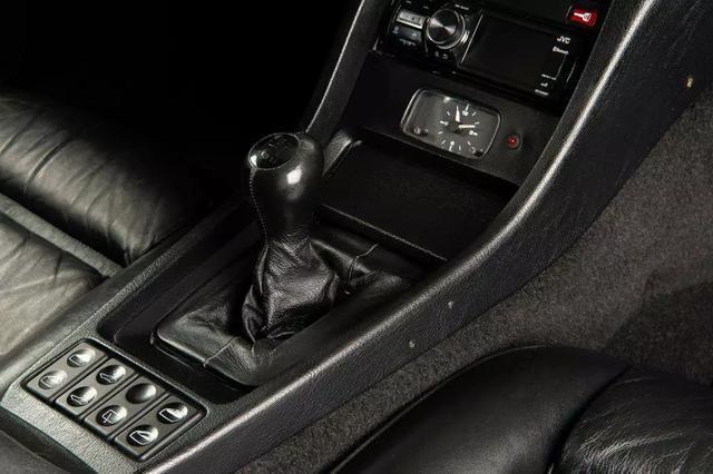 1993 Porsche 928 GTS Coupe 2D - photo 11