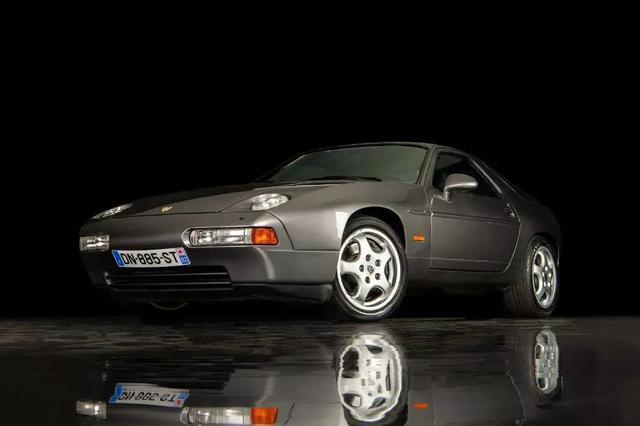 1993 Porsche 928 GTS Coupe 2D - photo 6
