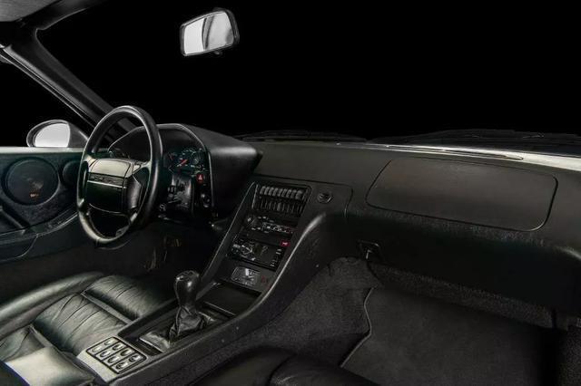 1993 Porsche 928 GTS Coupe 2D - photo 8