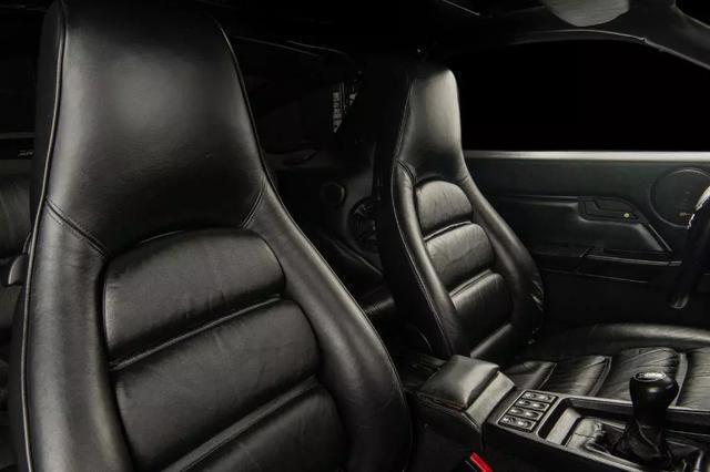 1993 Porsche 928 GTS Coupe 2D - photo 9