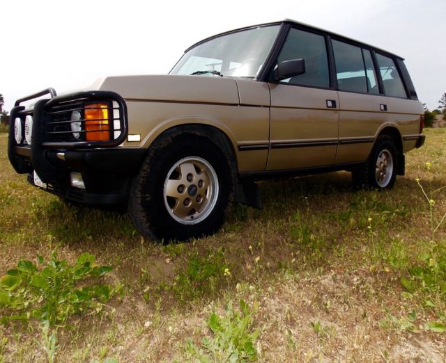 1993 RANGE ROVER COUNTY LWB SERVICE RECORDS TWO OWNERS SINCE NEW RUST FREE. 1993 Land Rover Range Rover COUNTY LWB