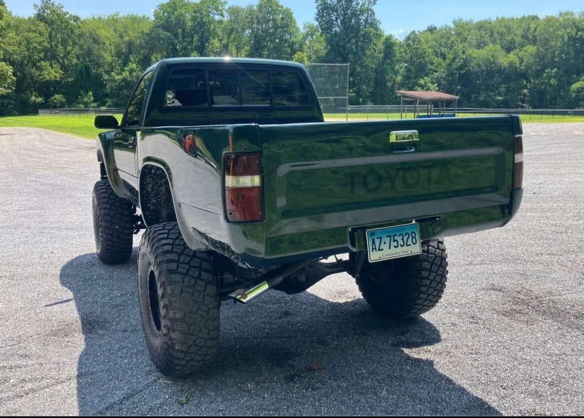 1993 Toyota 22RE pickup - photo 2