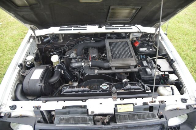 1993 Mitsubishi Montero - photo 11