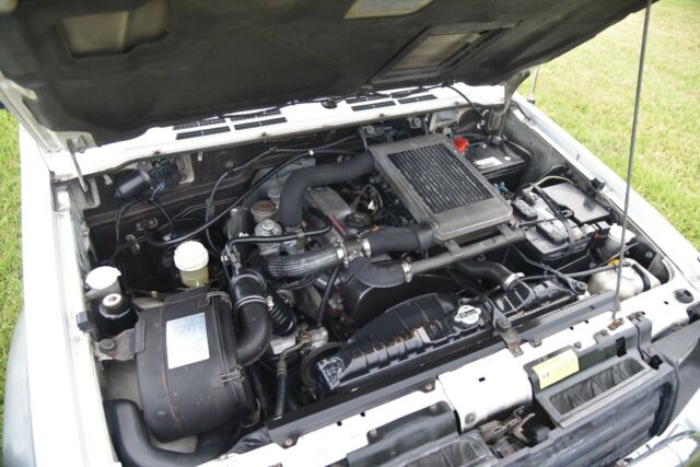 1993 Mitsubishi Montero - photo 12