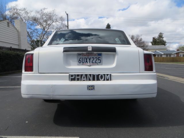 1993 Lincoln Town Car Executive Sedan - photo 12
