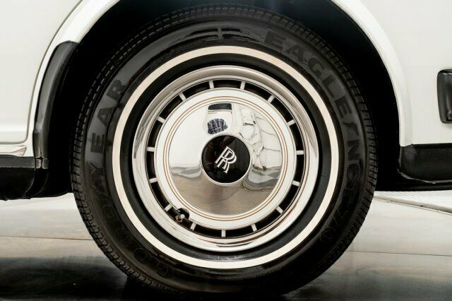 1993 Rolls-Royce Silver Spirit/Spur/Dawn II - photo 10