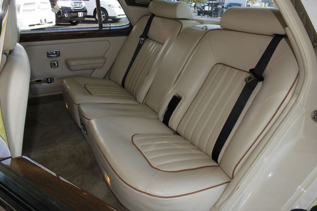 1993 Rolls-Royce Silver Spirit/Spur/Dawn EXCEPTIONAL CONDITION - GARAGE KEPT! - photo 11