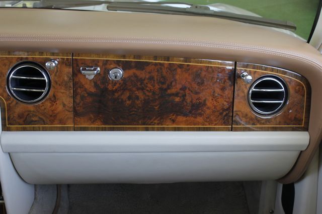 1993 Rolls-Royce Silver Spirit/Spur/Dawn EXCEPTIONAL CONDITION - GARAGE KEPT! - photo 7