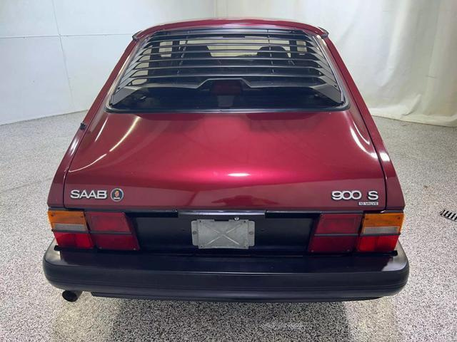 1993 Saab 900 S Hatchback 2D - photo 9