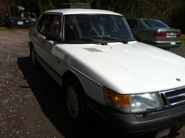1993 Saab 900 - photo 2