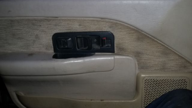 1992 Saturn S-Series - photo 7