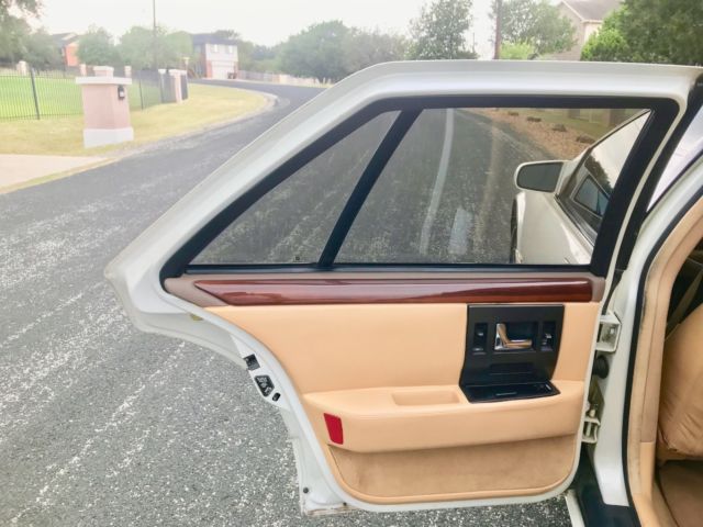 1993 Cadillac STS Seville - photo 10