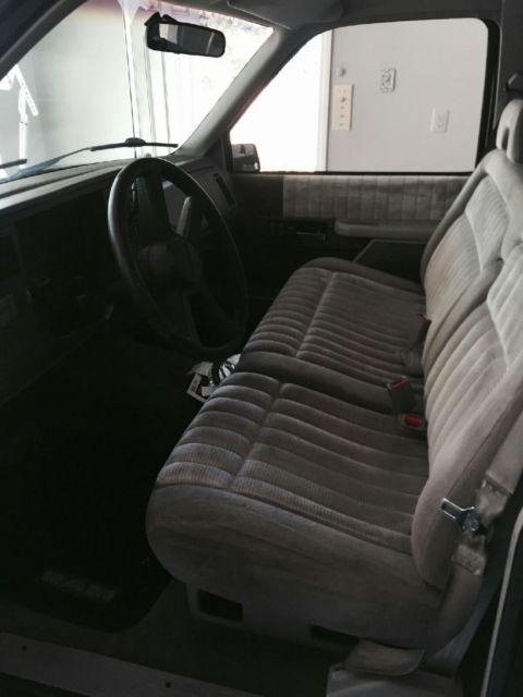 1993 Chevrolet C/K Pickup 1500 Short bed - photo 2