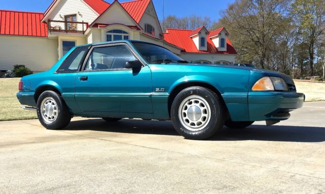 1993 Ford Mustang 93 5.0 5-speed SSP Police Coupe in Reef Blue - photo 2