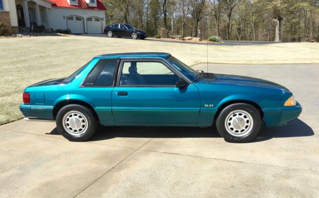 1993 Ford Mustang 93 5.0 5-speed SSP Police Coupe in Reef Blue - photo 4