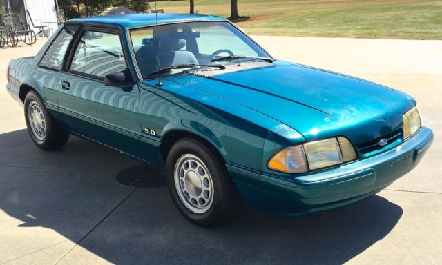 1993 Ford Mustang 93 5.0 5-speed SSP Police Coupe in Reef Blue - photo 9
