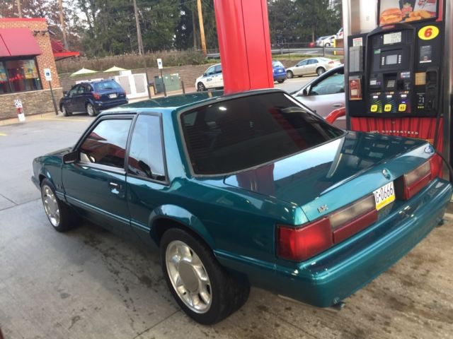 1993 Ford Mustang LX - photo 2