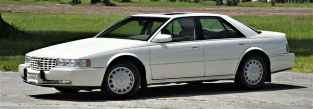 1993 Cadillac Seville STS - photo 6