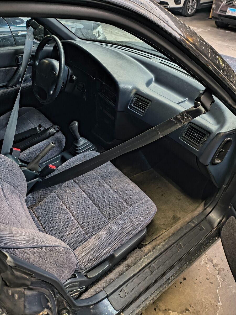 1993 Subaru Legacy L - photo 12