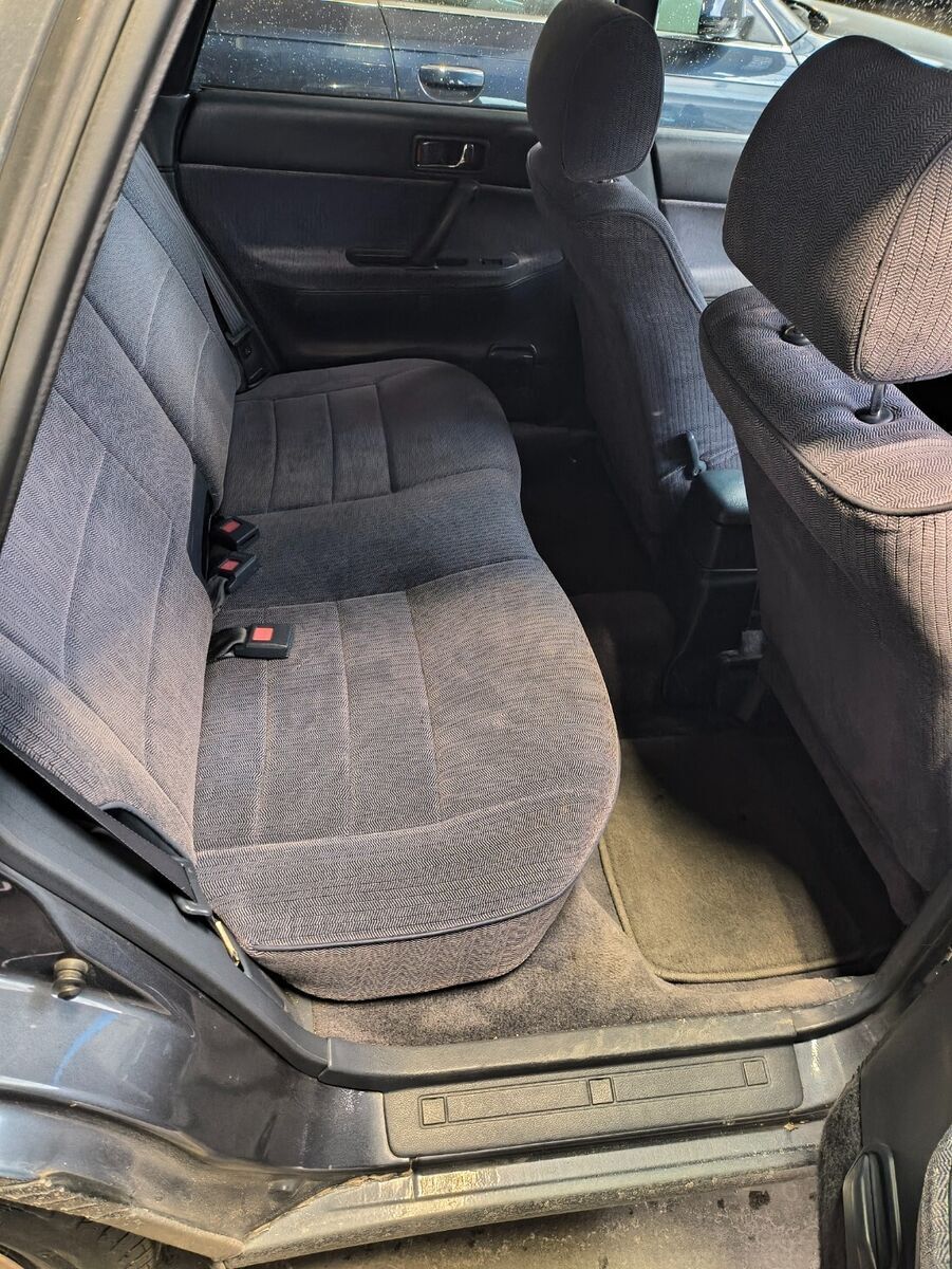 1993 Subaru Legacy L - photo 13
