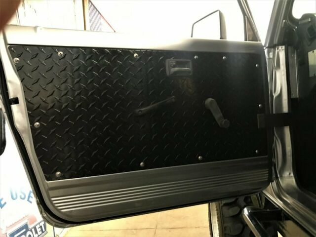1993 Suzuki Samurai - photo 12