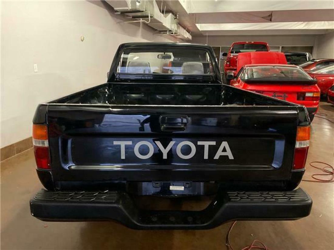 1993 Toyota 2WD Pickups 100k mi - photo 8