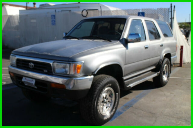 1993 Toyota 4Runner Automatic 6 Cylinder NO RESERVE 1993 Toyota 4Runner SR5 V6